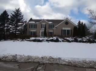 4133 Bold Mdws, Rochester Hills, MI 48306