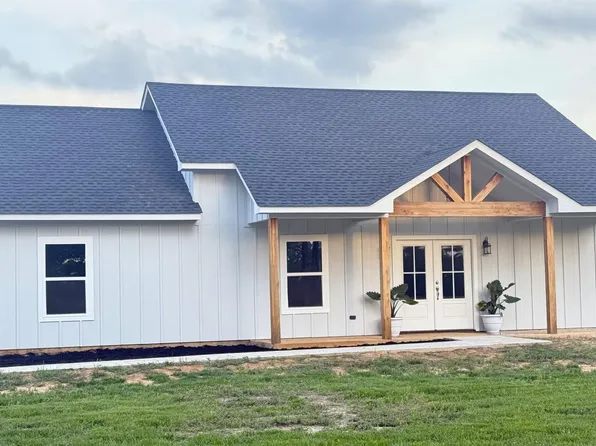 147 County Road 3105, Pittsburg, TX 75686