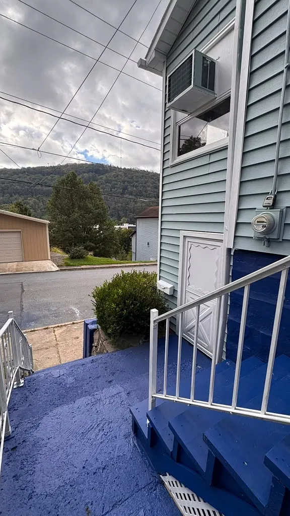 2 bed, 1100 sqft, $1,450 — Photo 3