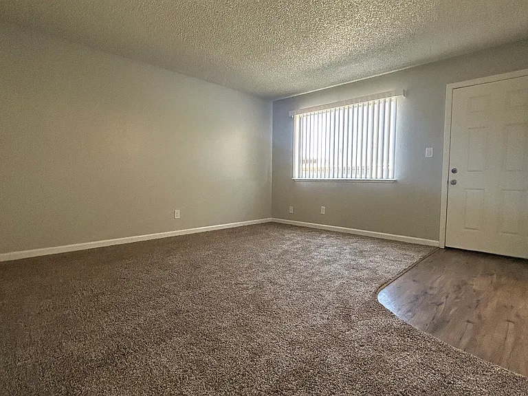 189 W Santa Ana Ave #F — Photo 3