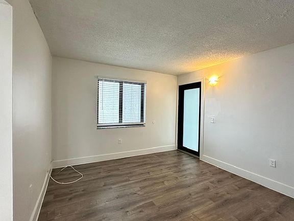 4th image of 529 SW 4th St