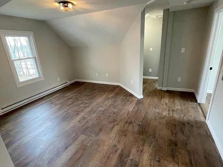 254 Corbin Ave #3 — Photo 4
