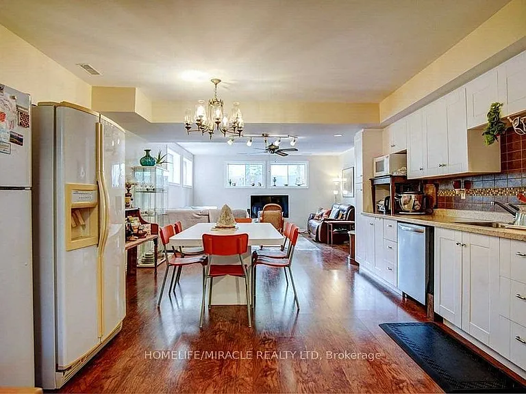 59 Centre Rd #BASEMENT — Photo 1