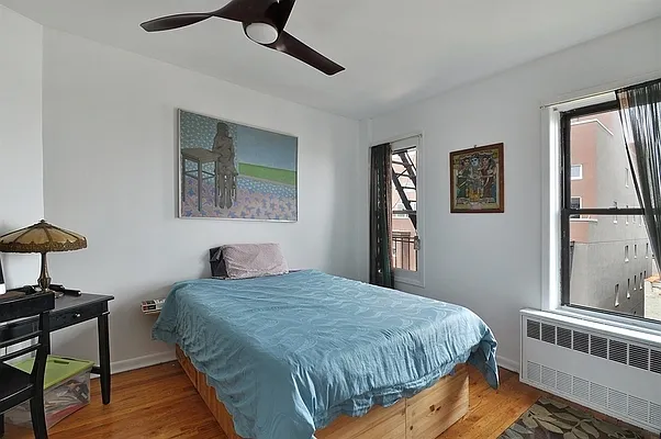 Sold by Owner | media 9