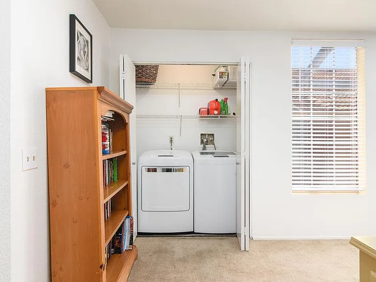 1768 Promenade Cir — Photo 18