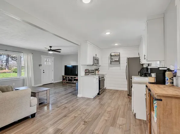 10 Patrick Rd, Fayetteville, TN 37334