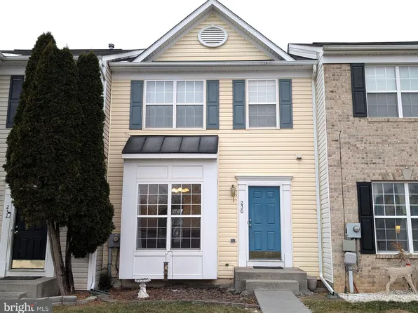 230 Whitman Ln, Inwood, WV 25428