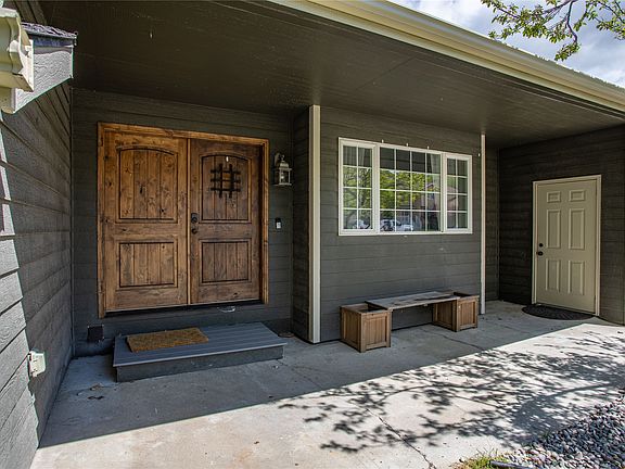 3rd image of 6720 Linda Vista Blvd