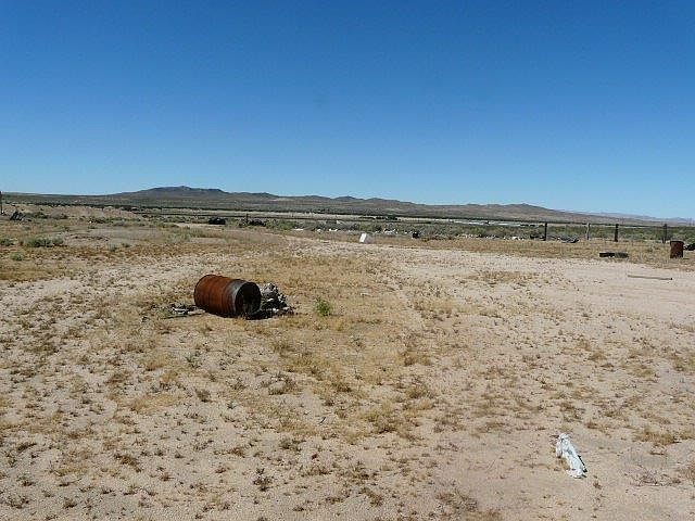 2nd image of Holcomb Ranch Rd
