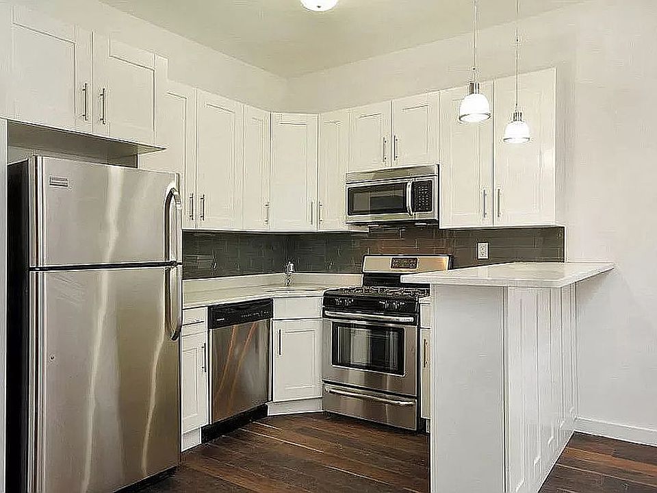 1st image of 298 Weirfield St #3