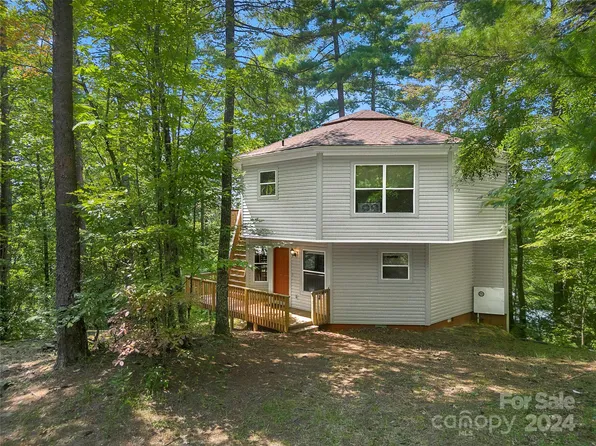 595 Bear Pen Holw, Brevard, NC 28712