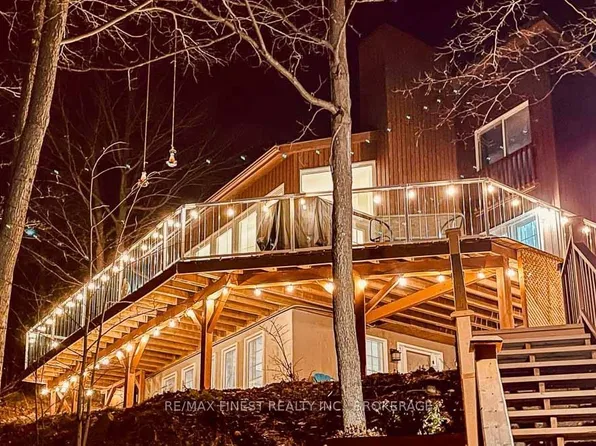 1066 Mountvale Point Rd, Central Frontenac, ON K0H 2P0