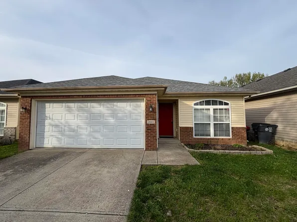2601 Buck Ln, Lexington, KY 40511