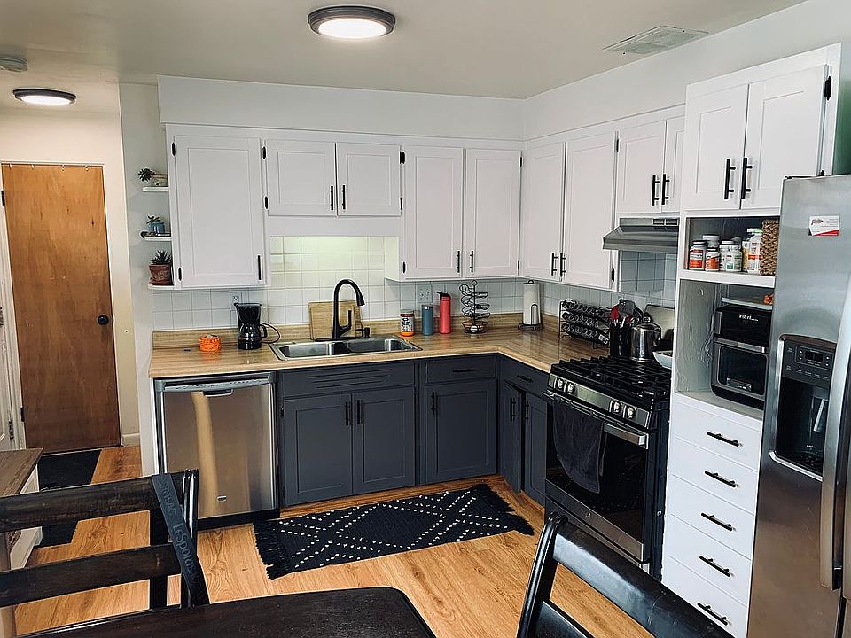 1st image of 1639 Texas Ave NE