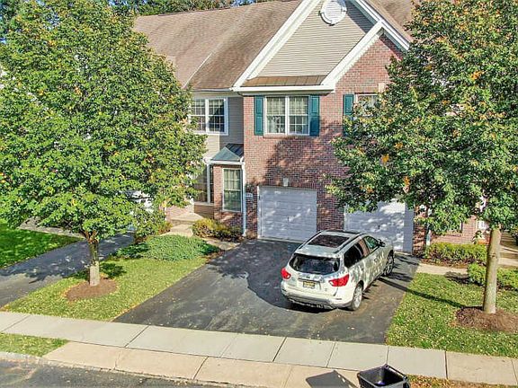 2nd image of 91 Ironwood Ct