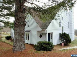 1064 Amber Ridge Rd, Charlottesville, VA 22901