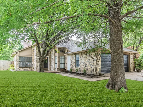 5203 Sutton Ct, Arlington, TX 76018