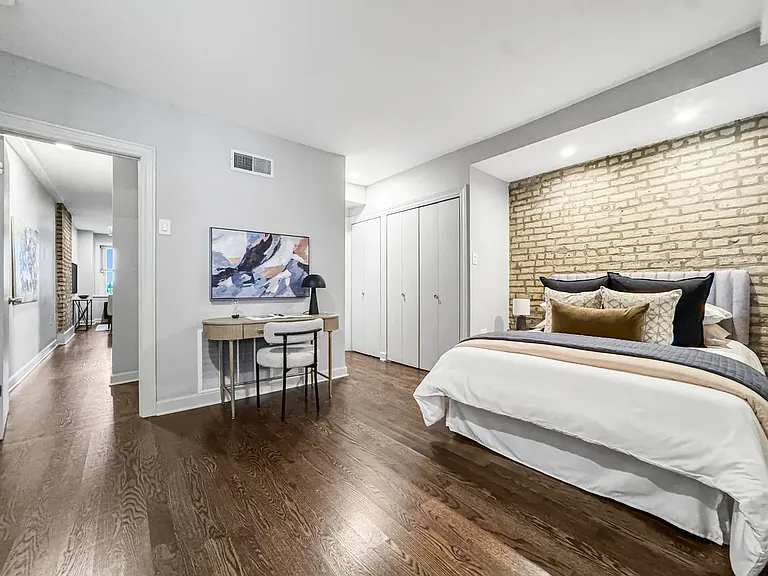 347 W Belden Ave #1 — Photo 6