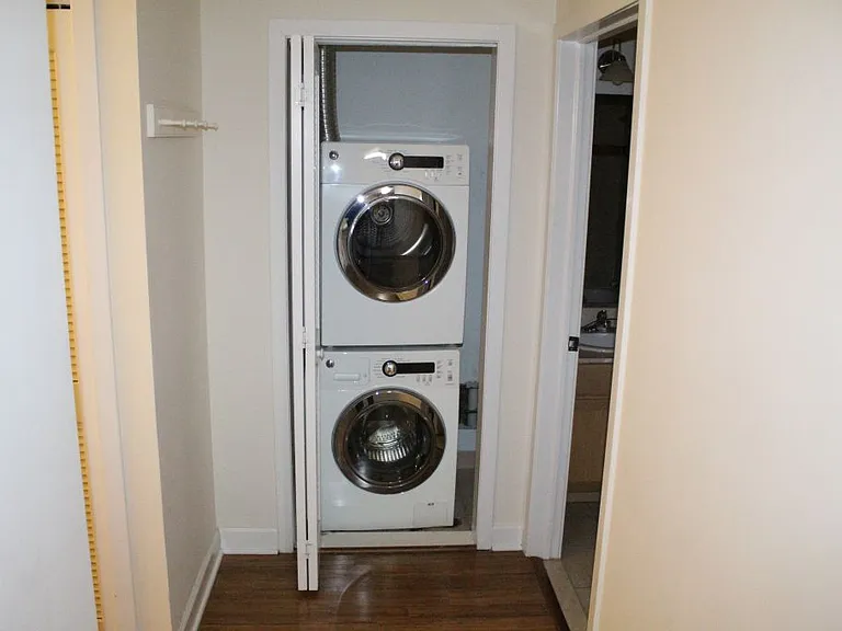 610 Newark St #6B — Photo 12