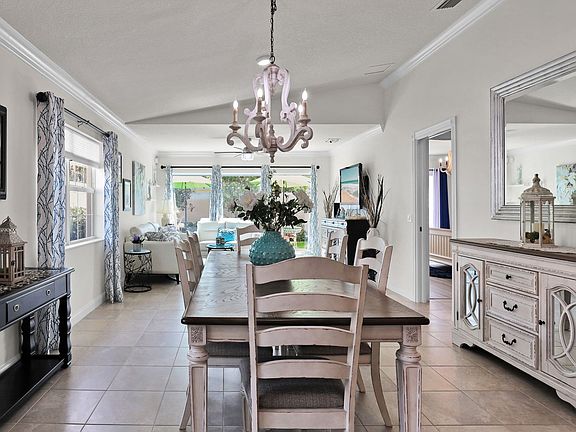 4th image of 11632 Garessio Ln