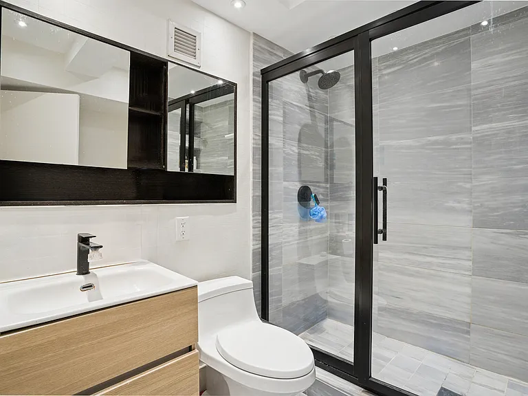 254 Park Ave S #2PR — Photo 10