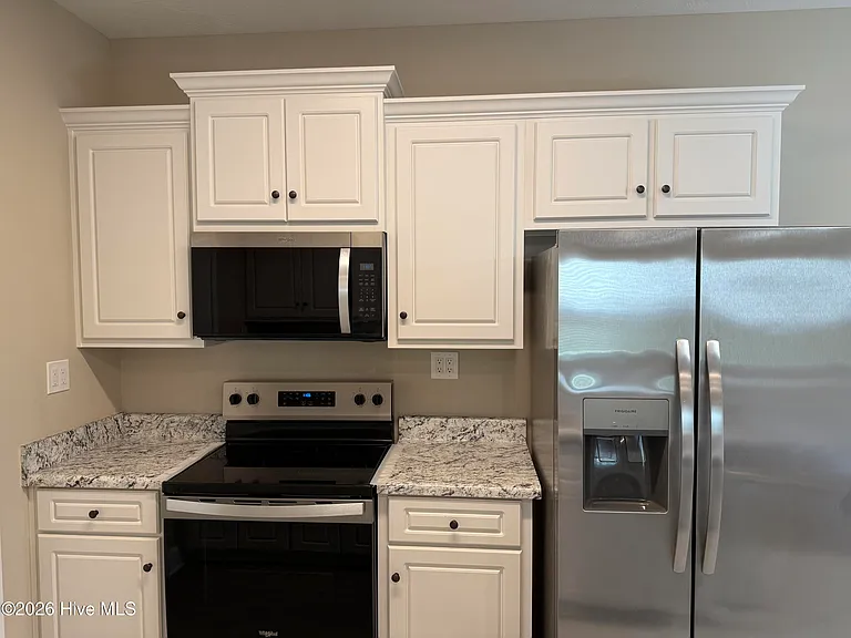 424 Bradleyville Rd — Photo 6