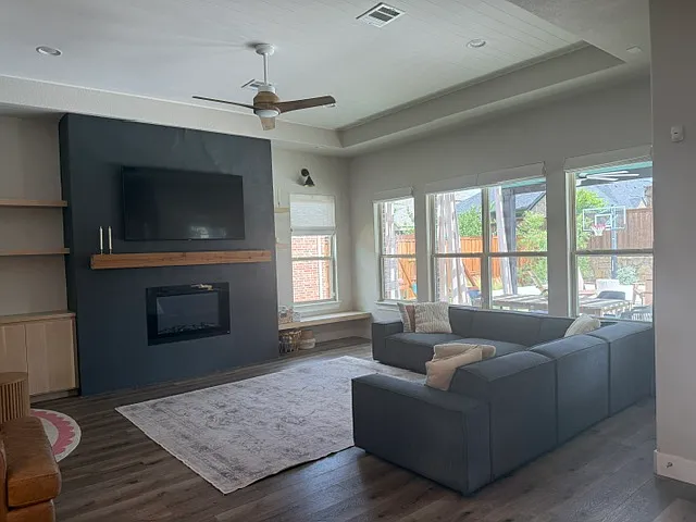 4890 Milby Dr — Photo 4