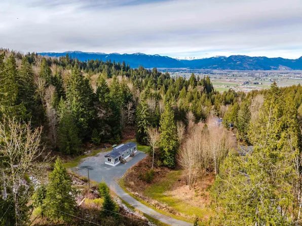 6650 Hinkley Rd, Chilliwack, BC V4Z 1J4