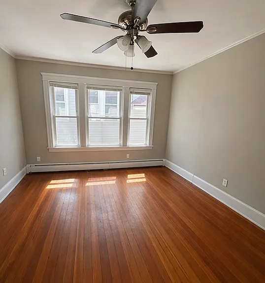 37-39 Pembroke Ave #2 — Photo 3