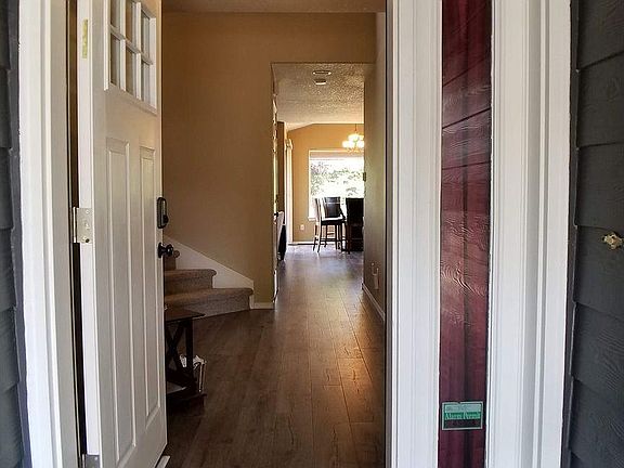 3rd image of 5206 NE 68th Ave
