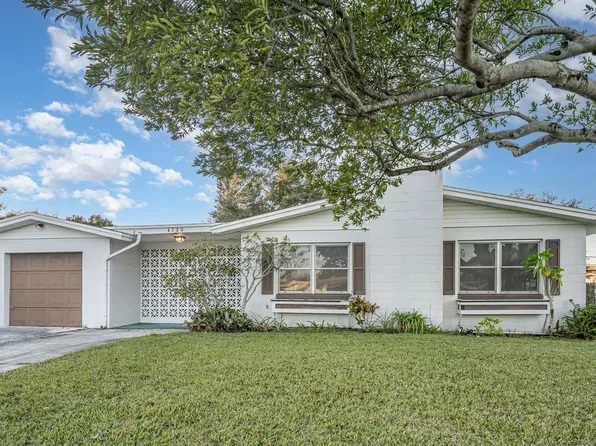 4320 Beacon Ave, Titusville, FL 32780