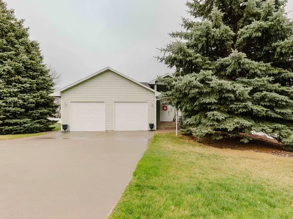 8250 Countryside Blvd, Rapid City, SD 57702