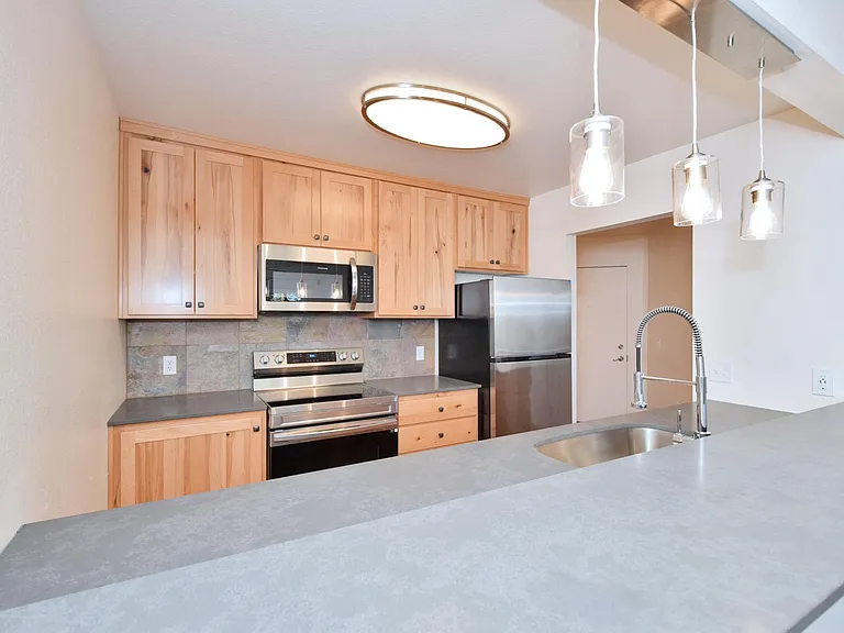 Ridge at Mountain Park — Photo 10