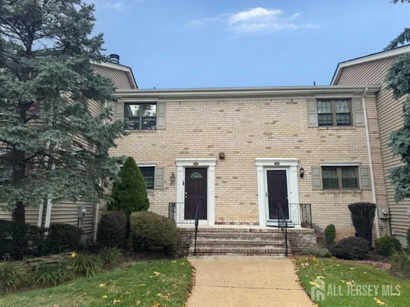 54 Parsler Pl, Fords, NJ 08863