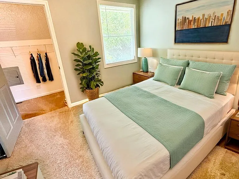 3303 Leslie Ct — Photo 4