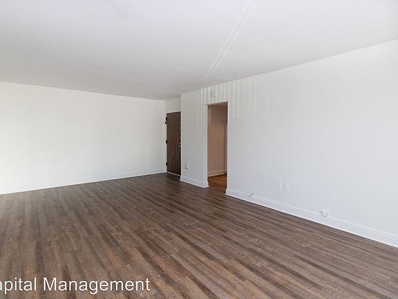 4th image of 496 NW 165th St APT D115