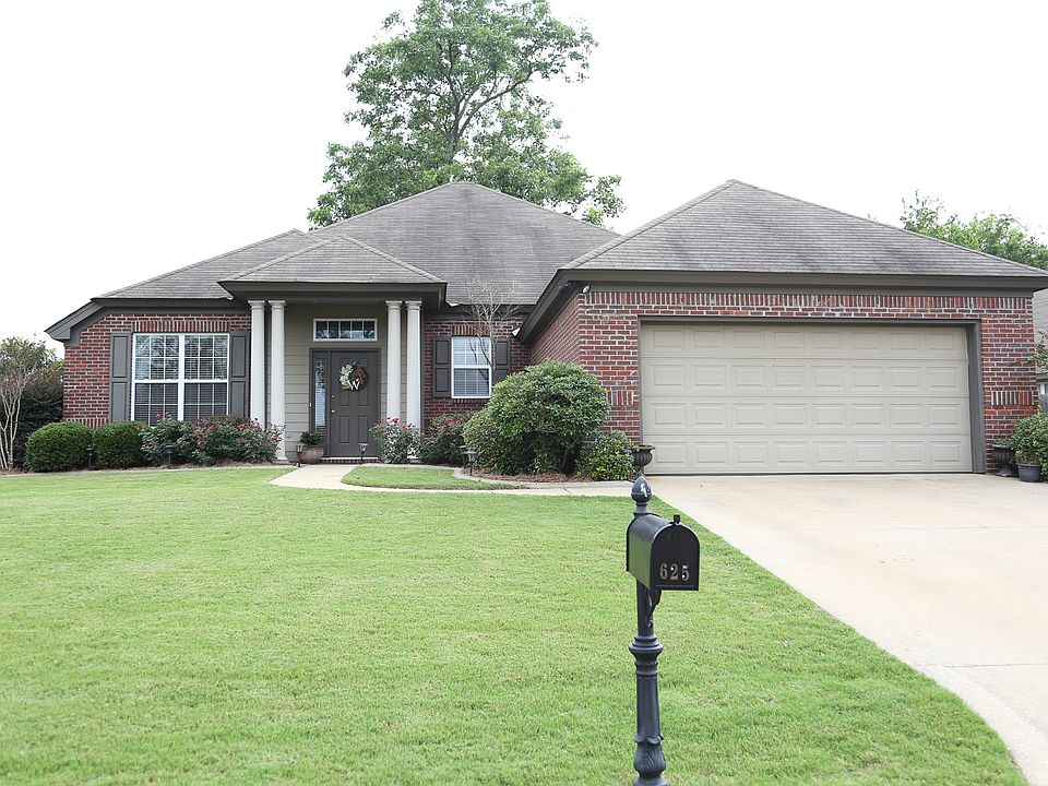 625 Stoneybrooke Way