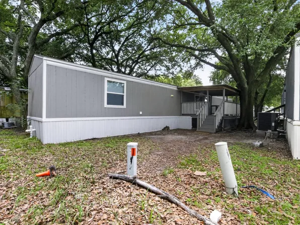 520 Gulf Bank Rd Trailer 115, Houston, TX 77037