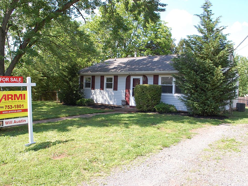 2nd image of 9310 Byron St