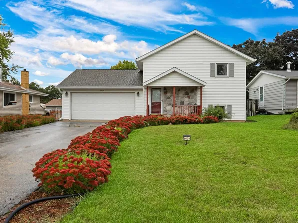 6624 235th AVENUE, Salem, WI 53168