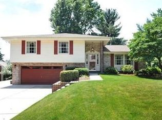 109 Wessex Hills Dr, Coraopolis, PA 15108