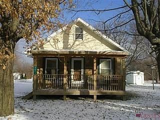 1st image of 4981 Parkwood Ave