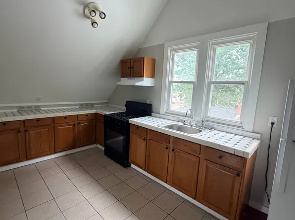 1268 Quinnipiac Ave, New Haven, CT