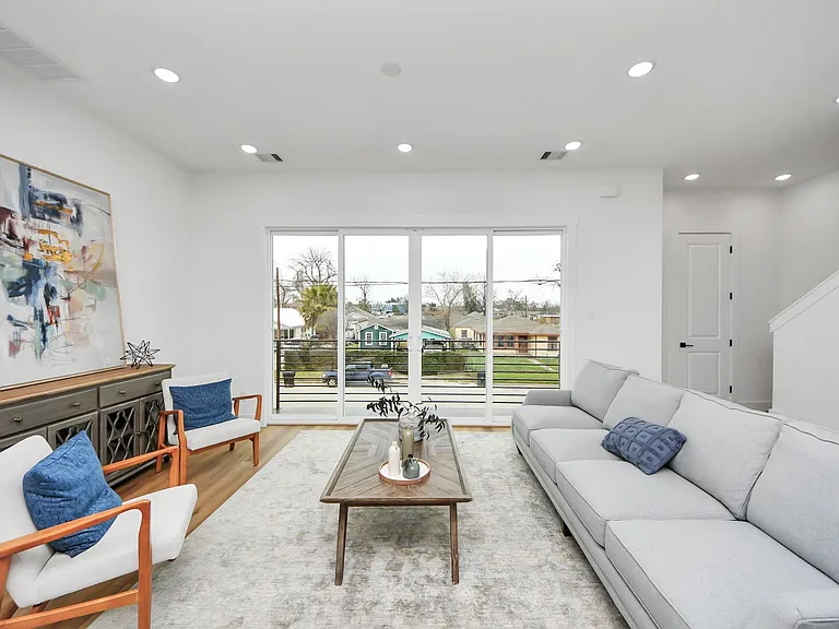 1216 English St — Photo 23