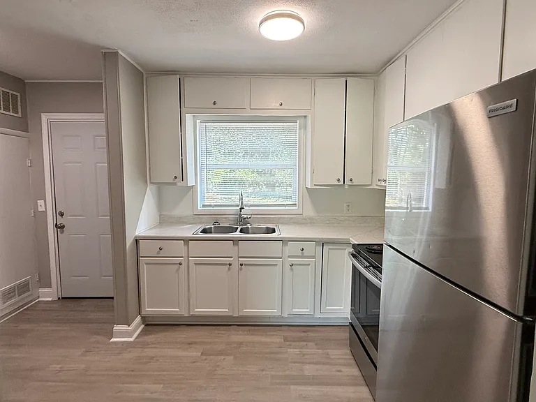6590 N Kingman St — Photo 9