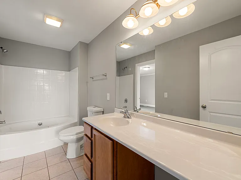 412 N Grainger Ln — Photo 21