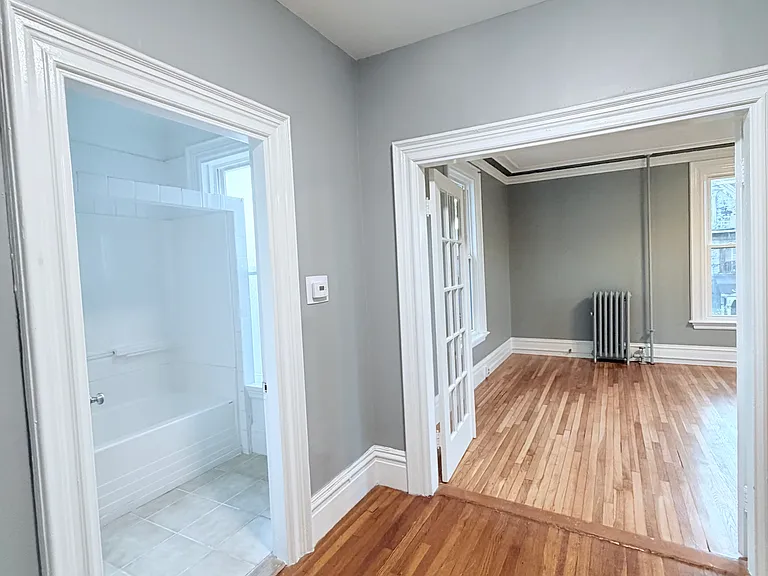 14 Mayfair St #2 — Photo 7
