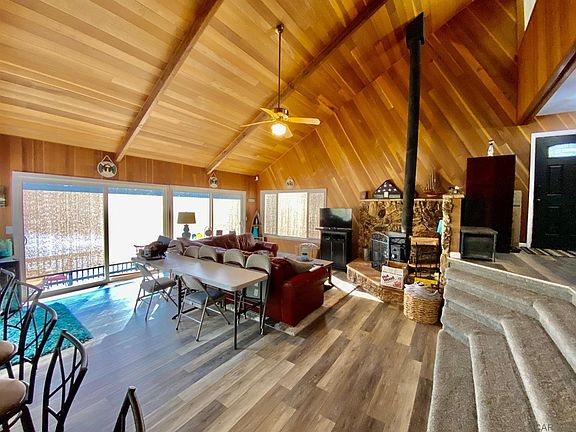 5th image of 4851 Lakeshore Dr