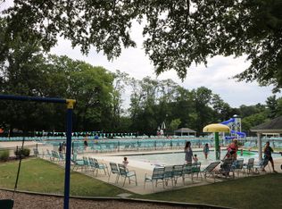 3808 Ferrara Dr, Silver Spring, MD 20906