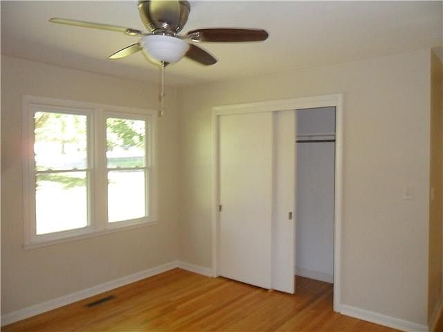 2nd image of 107 W Hardin Dr